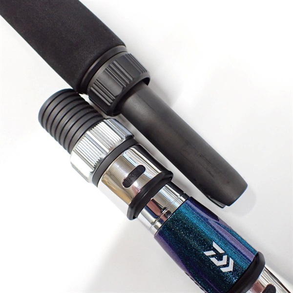 １７ゴウイン　アオモノＭ－２１５・Ｅ